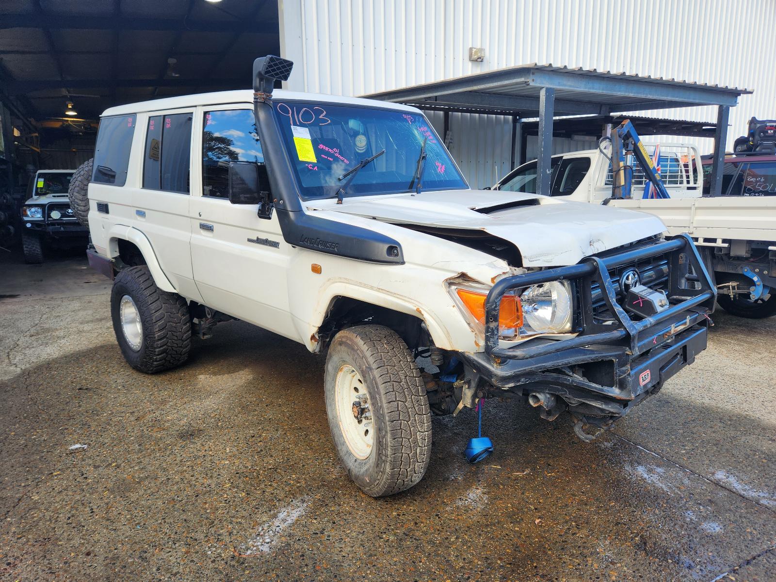 Toyota Landcruiser 2009 4 Door Station Wagon View Toyota Landcruiser 2009 4 Door Station Wagon