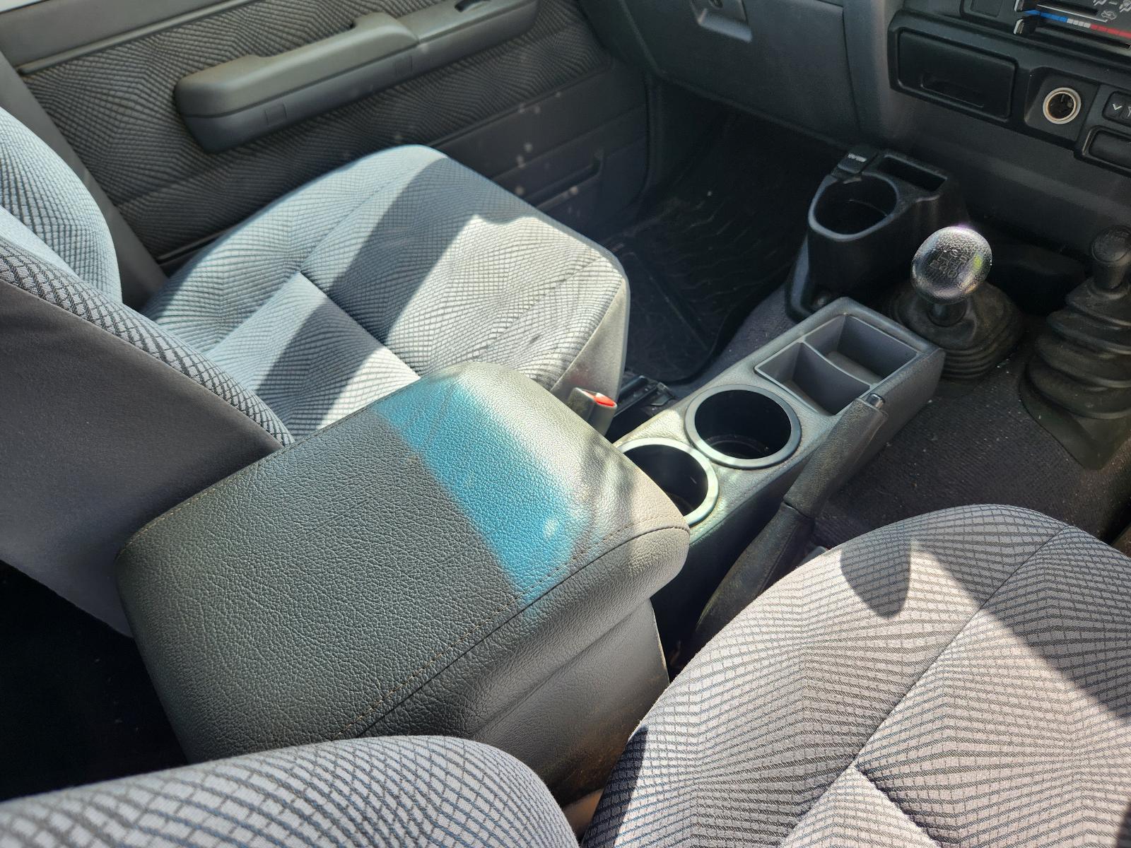 View Toyota Landcruiser 2013 4 Door Pickup