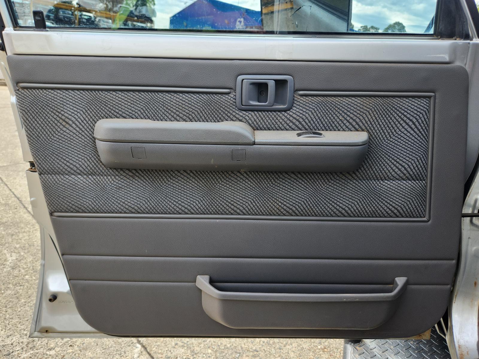 View Toyota Landcruiser 2013 4 Door Pickup