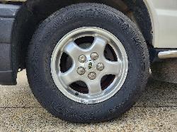 View Land Rover Discovery 1999 4 Door Station Wagon