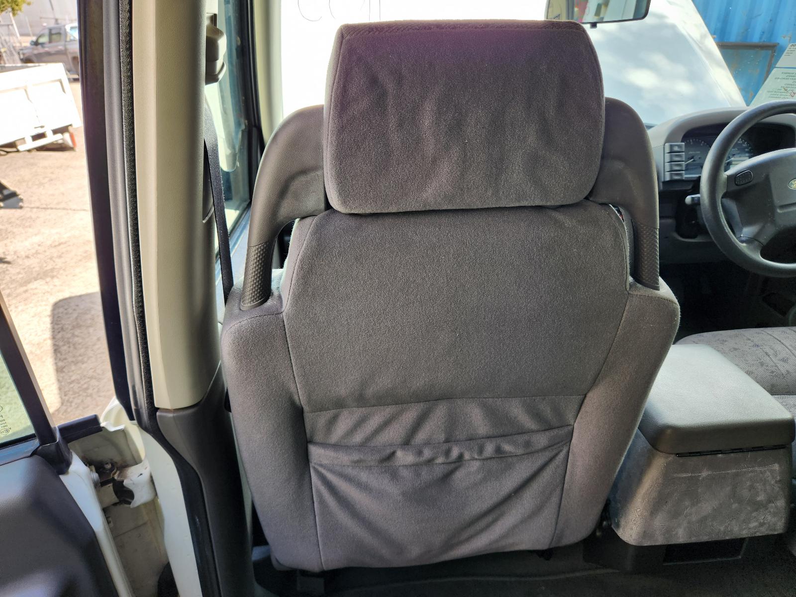 Land Rover Discovery 1999 4 Door Station Wagon View Land Rover Discovery 1999 4 Door Station Wagon
