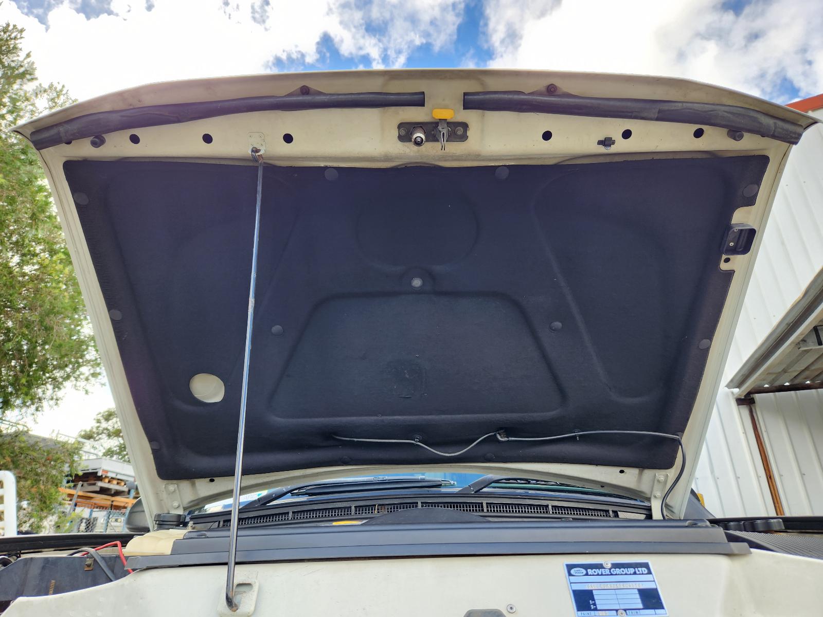 Land Rover Discovery 1999 4 Door Station Wagon View Land Rover Discovery 1999 4 Door Station Wagon