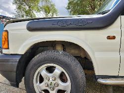View Land Rover Discovery 1999 4 Door Station Wagon