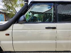 View Land Rover Discovery 1999 4 Door Station Wagon