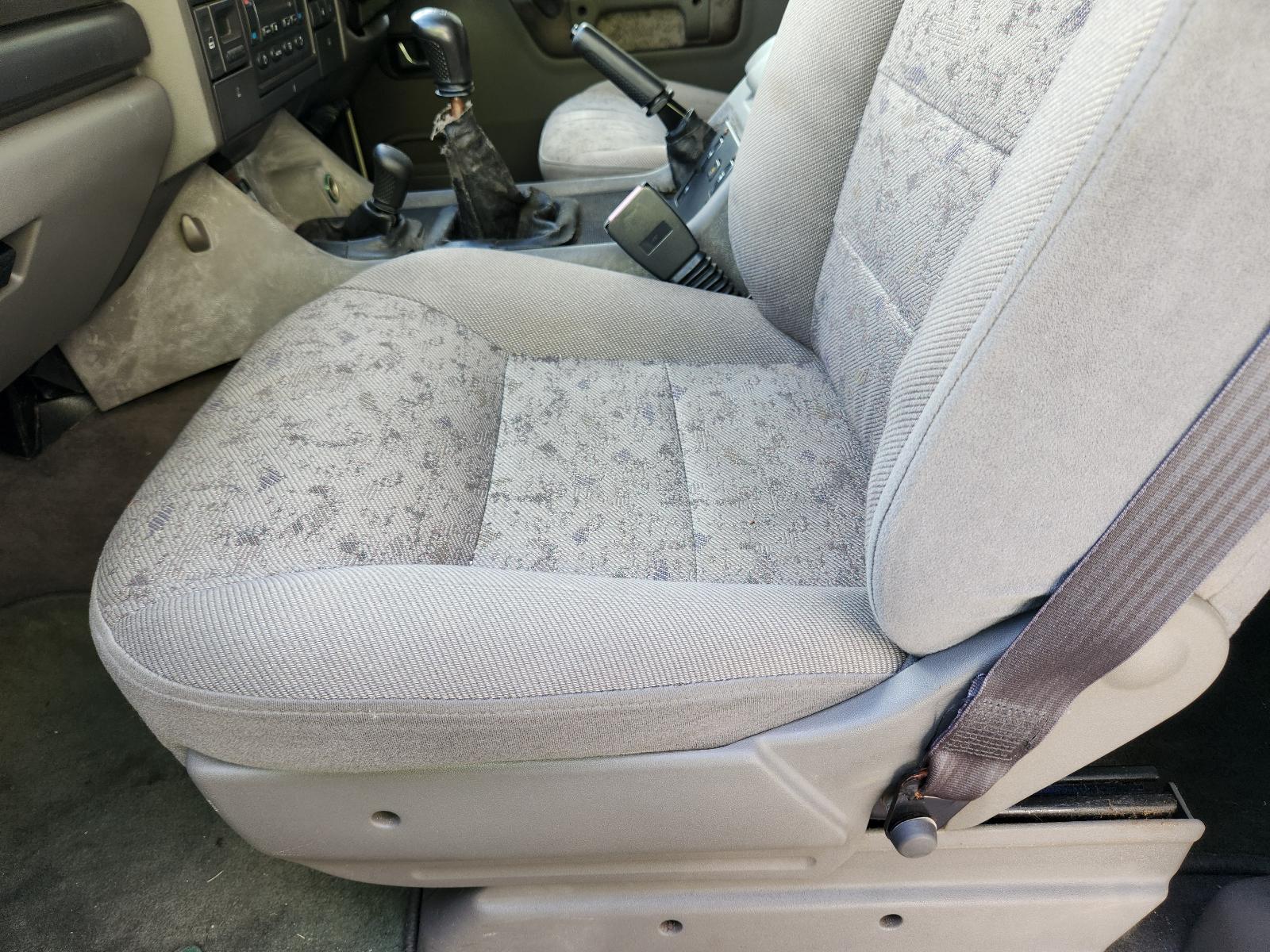 Land Rover Discovery 1999 4 Door Station Wagon View Land Rover Discovery 1999 4 Door Station Wagon