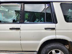 View Land Rover Discovery 1999 4 Door Station Wagon