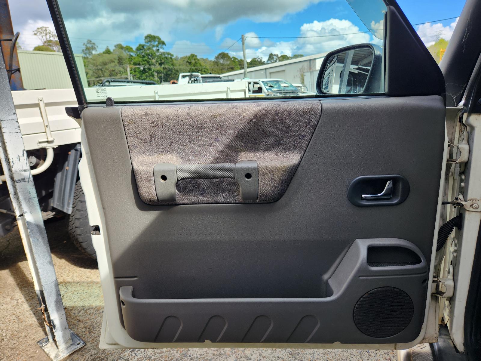 Land Rover Discovery 1999 4 Door Station Wagon View Land Rover Discovery 1999 4 Door Station Wagon