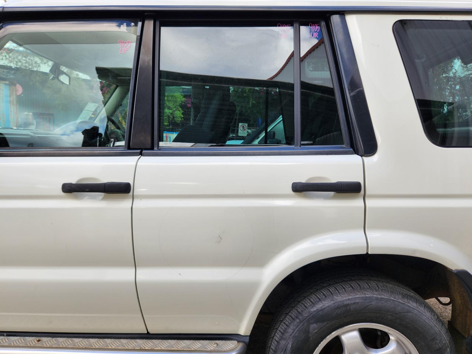 Land Rover Discovery 1999 4 Door Station Wagon View Land Rover Discovery 1999 4 Door Station Wagon