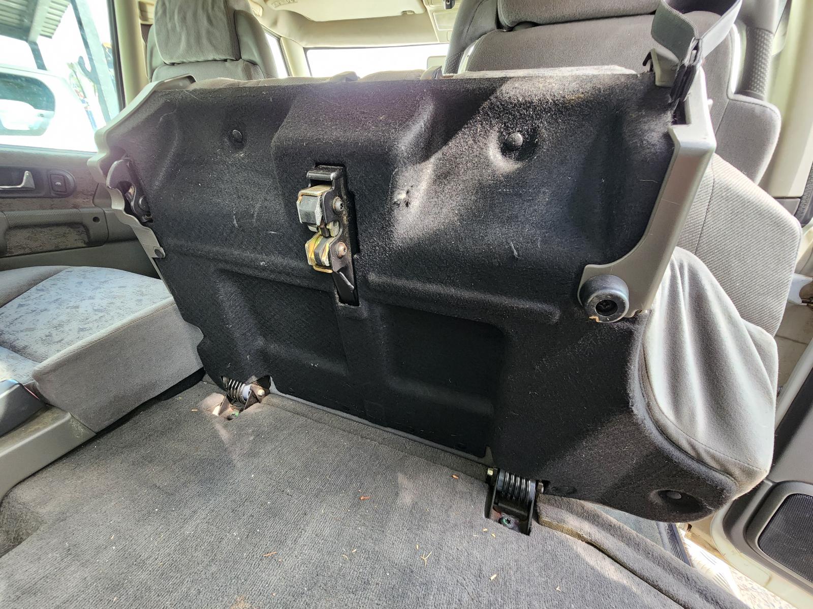 Land Rover Discovery 1999 4 Door Station Wagon View Land Rover Discovery 1999 4 Door Station Wagon