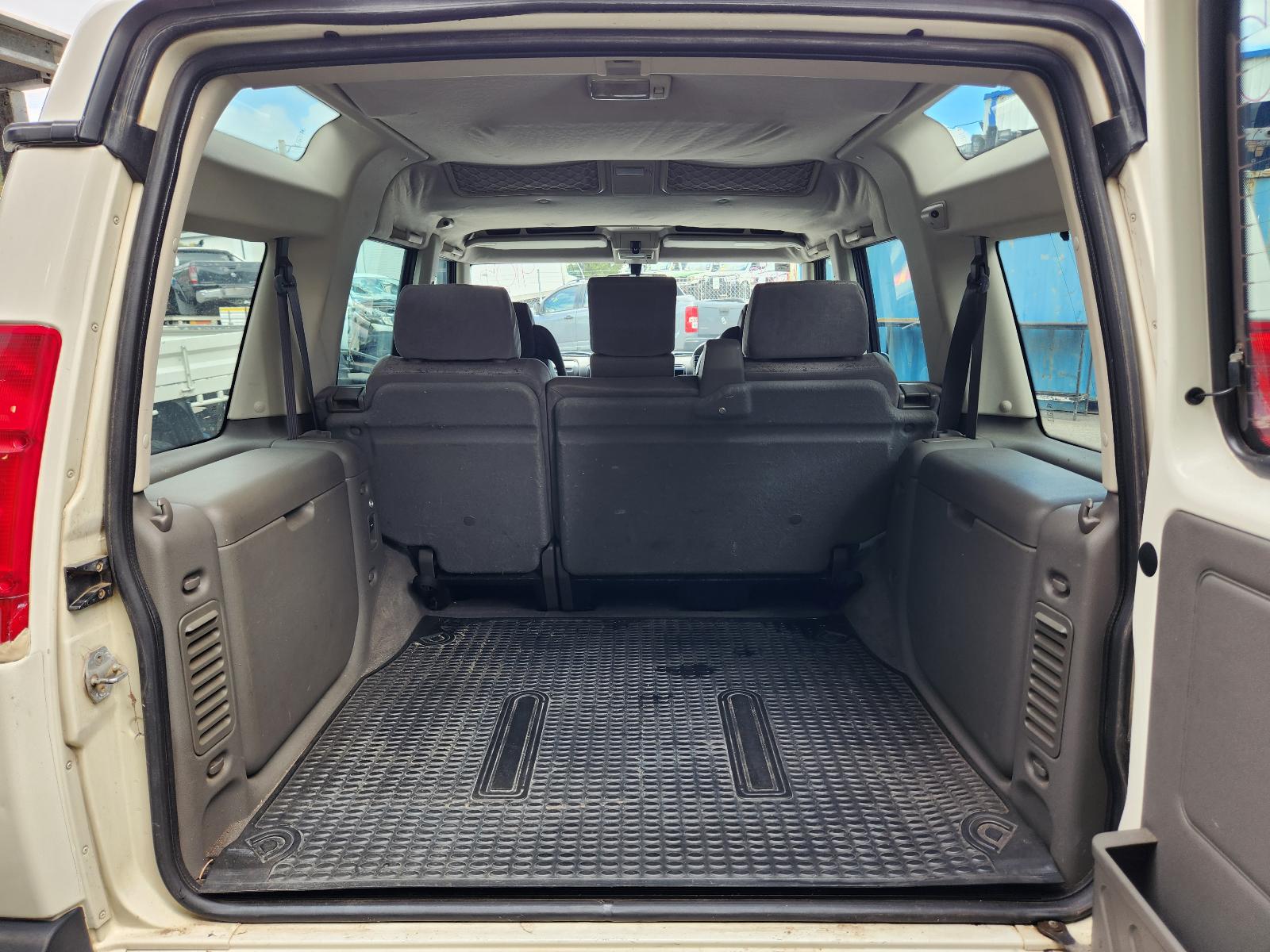 Land Rover Discovery 1999 4 Door Station Wagon View Land Rover Discovery 1999 4 Door Station Wagon