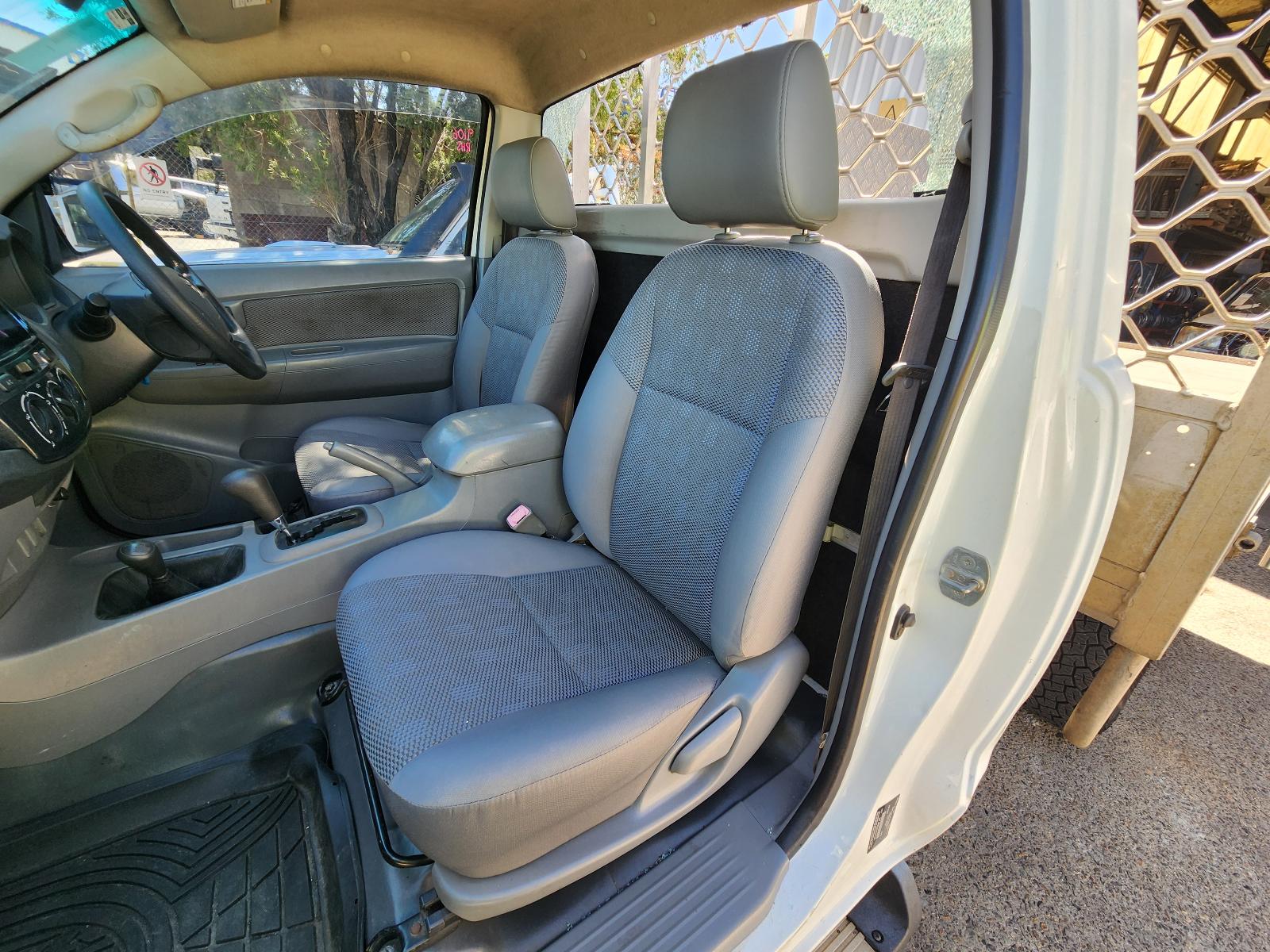 Toyota Hilux 2011 2 Door Pickup View Toyota Hilux 2011 2 Door Pickup