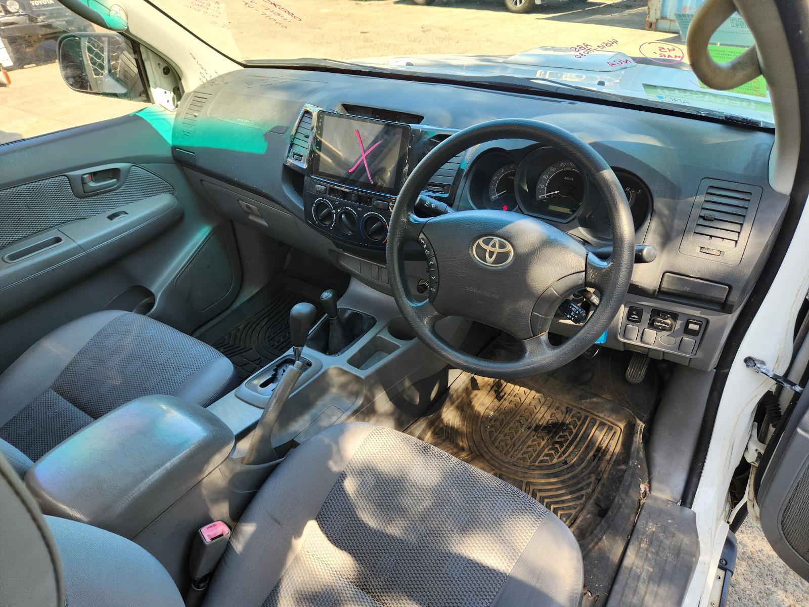 Toyota Hilux 2011 2 Door Pickup View Toyota Hilux 2011 2 Door Pickup