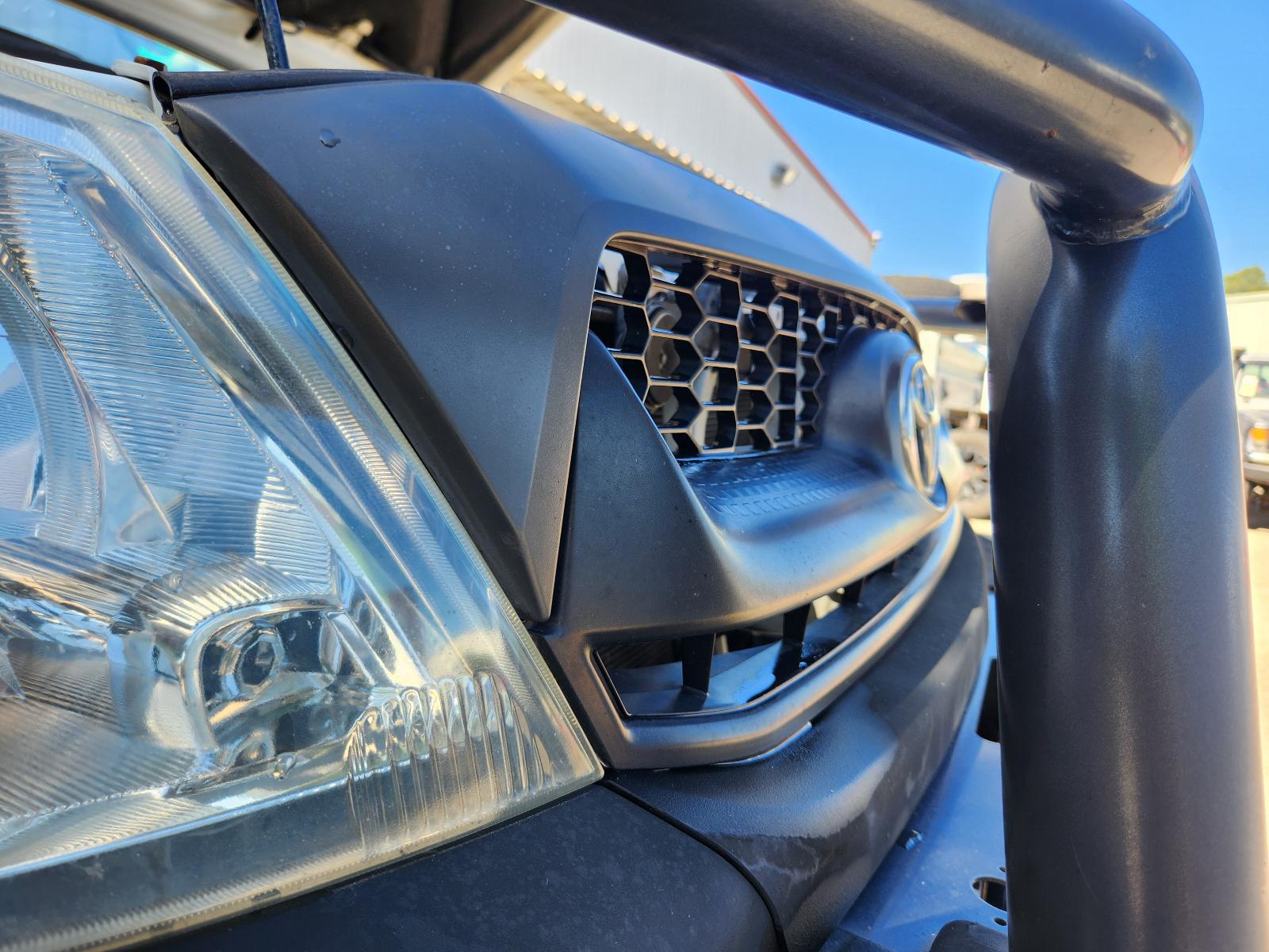 Toyota Hilux 2011 2 Door Pickup View Toyota Hilux 2011 2 Door Pickup