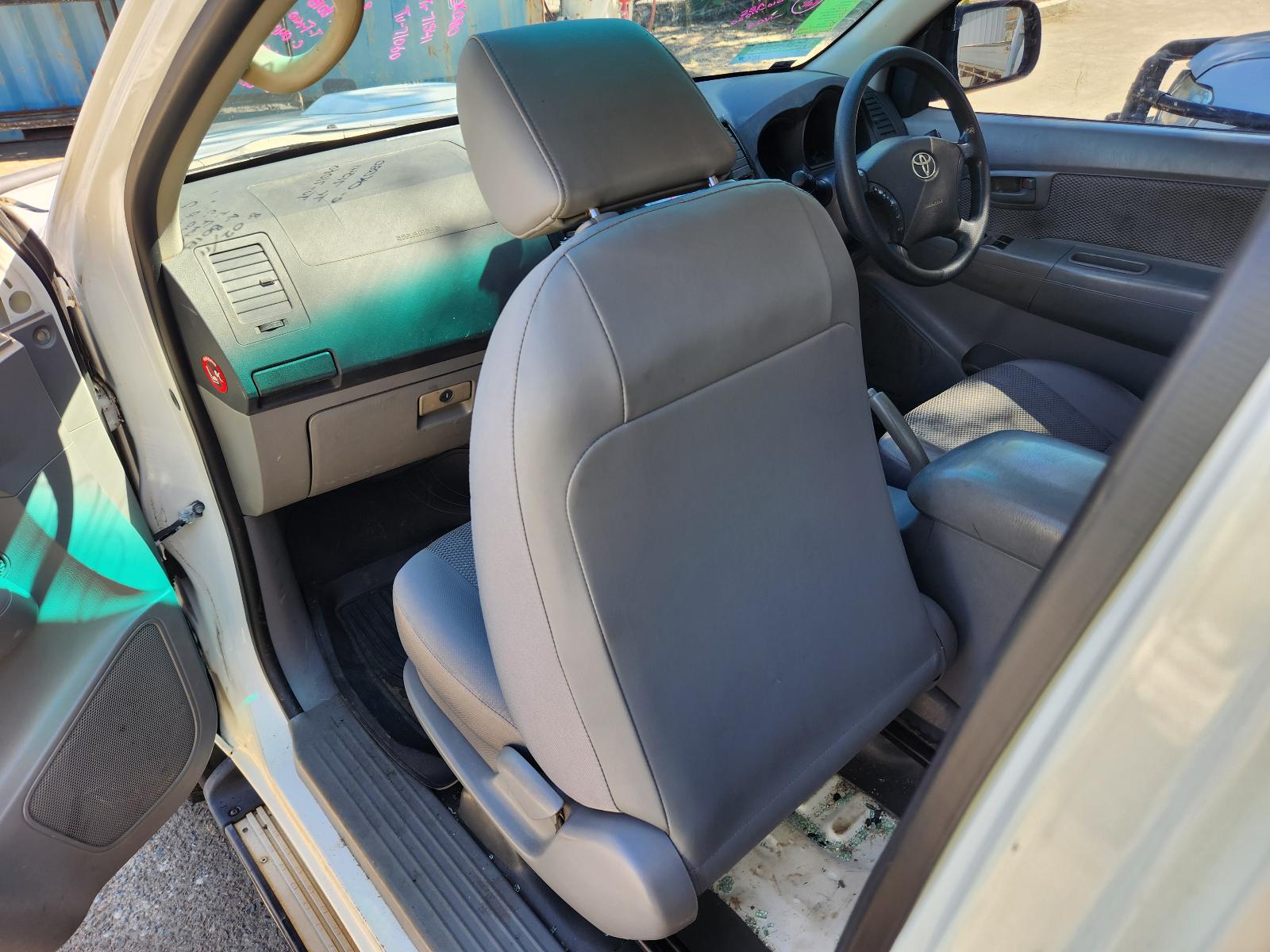 Toyota Hilux 2011 2 Door Pickup View Toyota Hilux 2011 2 Door Pickup