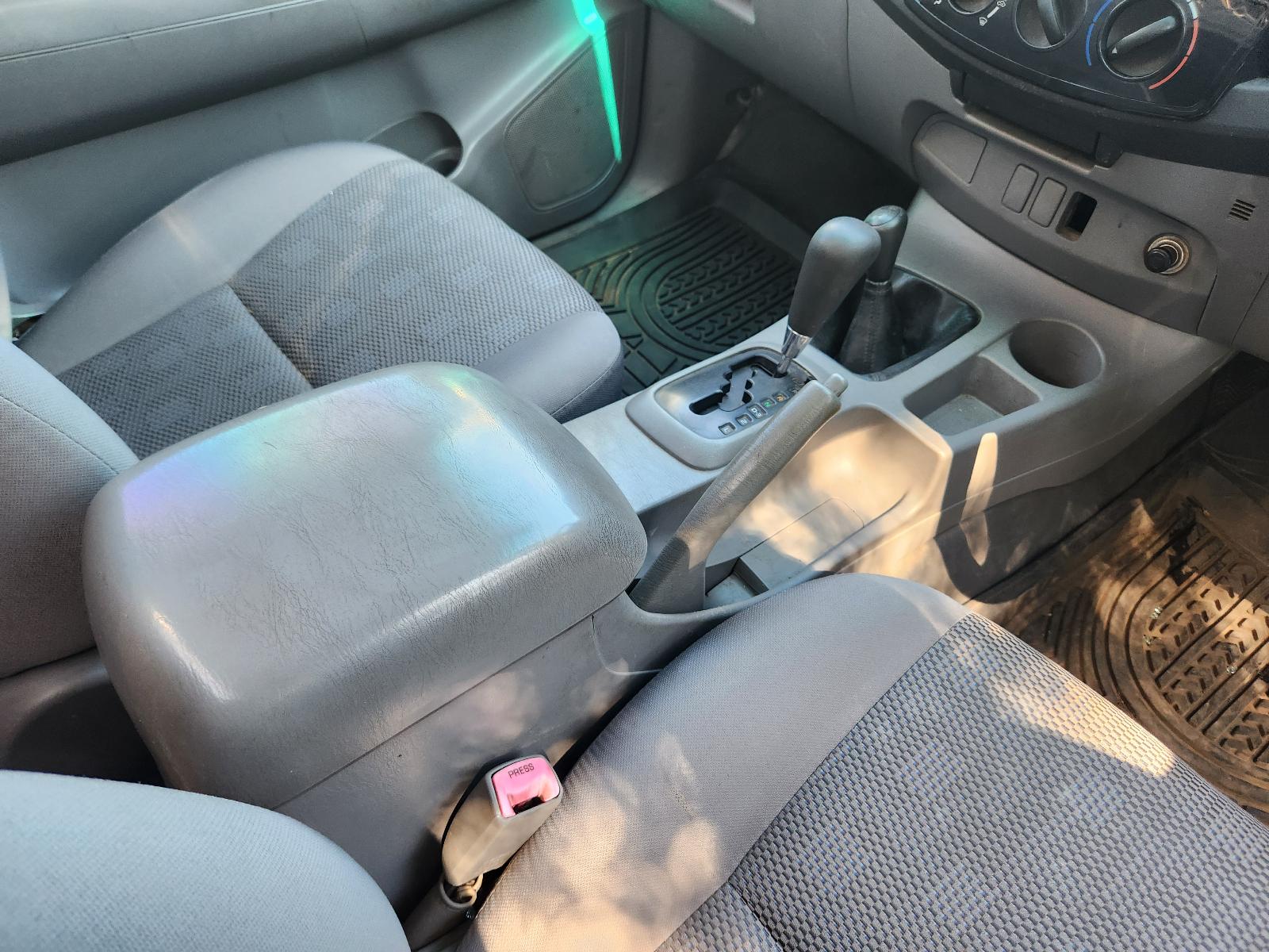 Toyota Hilux 2011 2 Door Pickup View Toyota Hilux 2011 2 Door Pickup