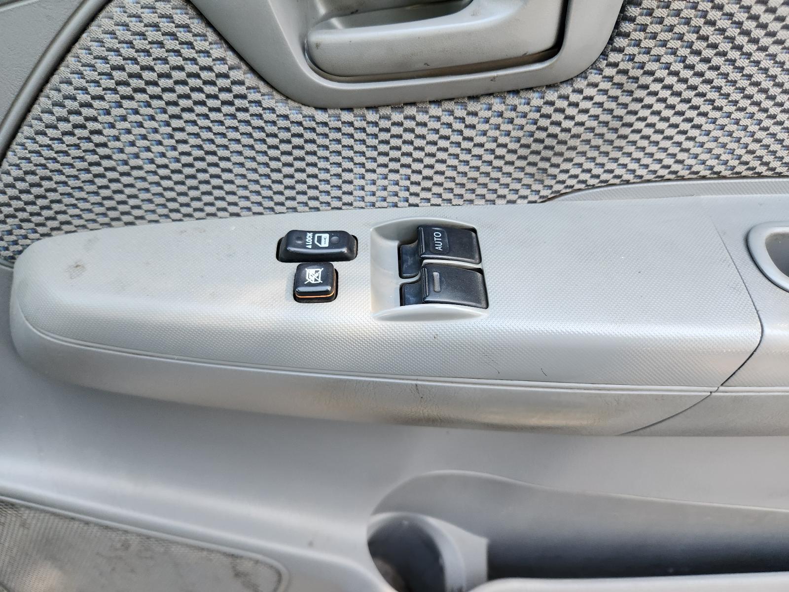 Toyota Hilux 2011 2 Door Pickup View Toyota Hilux 2011 2 Door Pickup