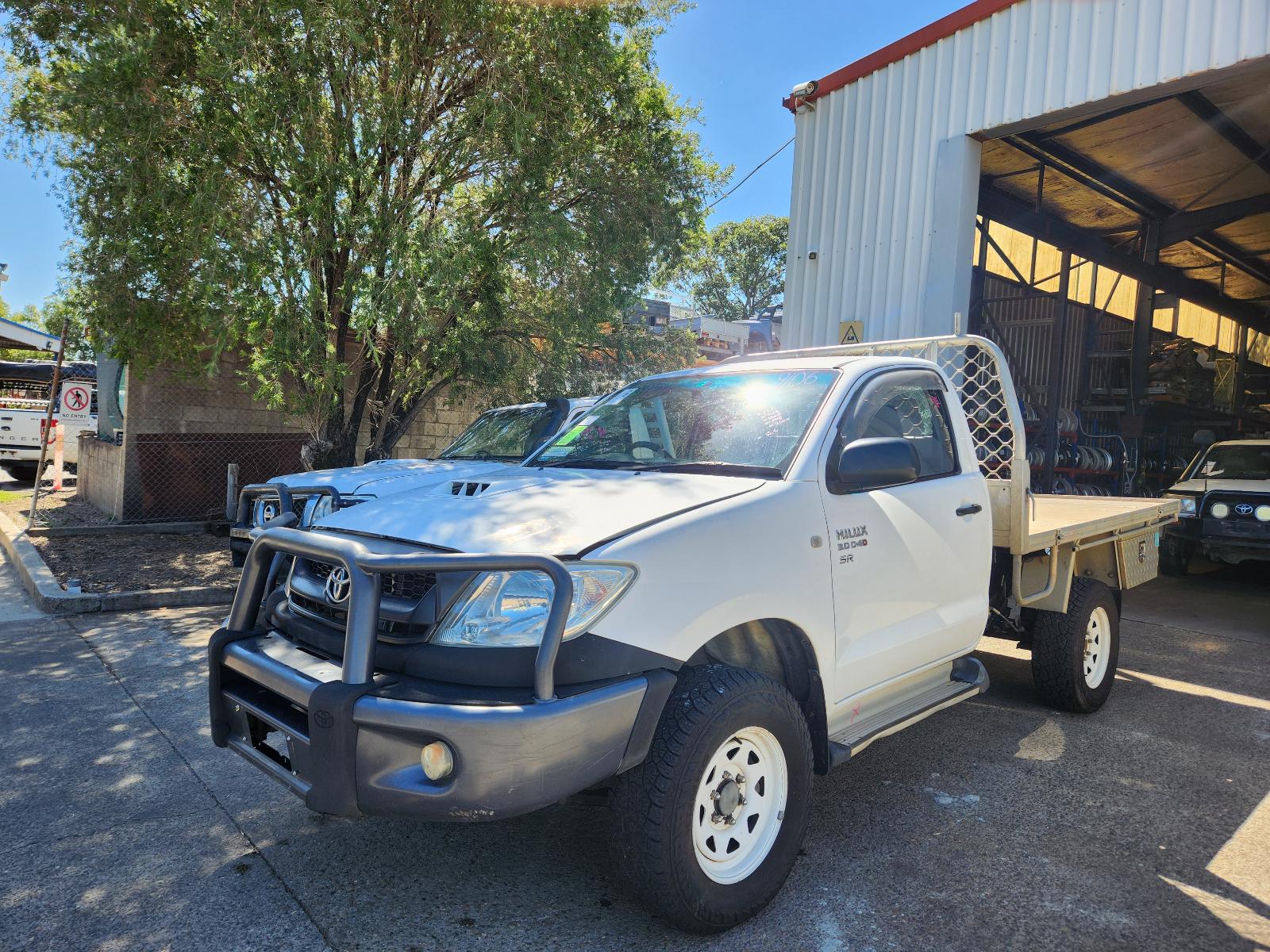 Toyota Hilux 2011 2 Door Pickup View Toyota Hilux 2011 2 Door Pickup