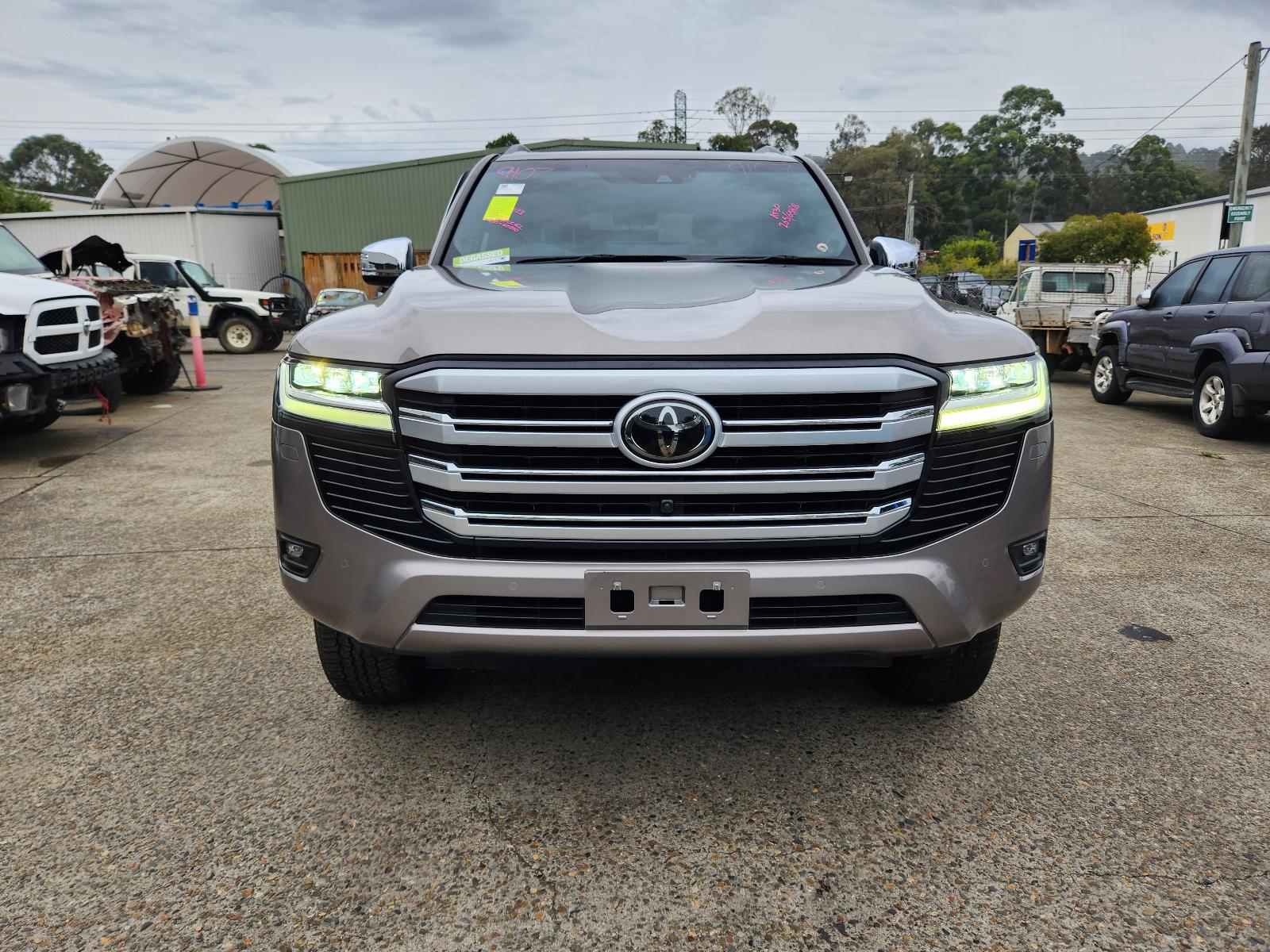 View Toyota Landcruiser 2023 4 Door Station Wagon