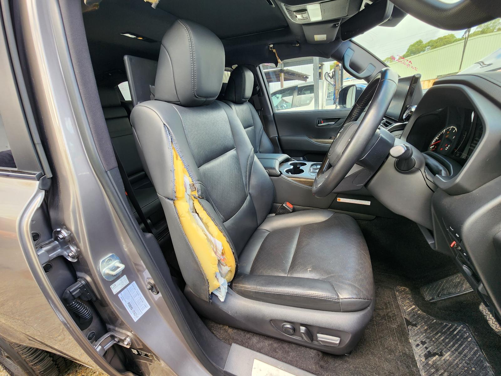 View Toyota Landcruiser 2023 4 Door Station Wagon