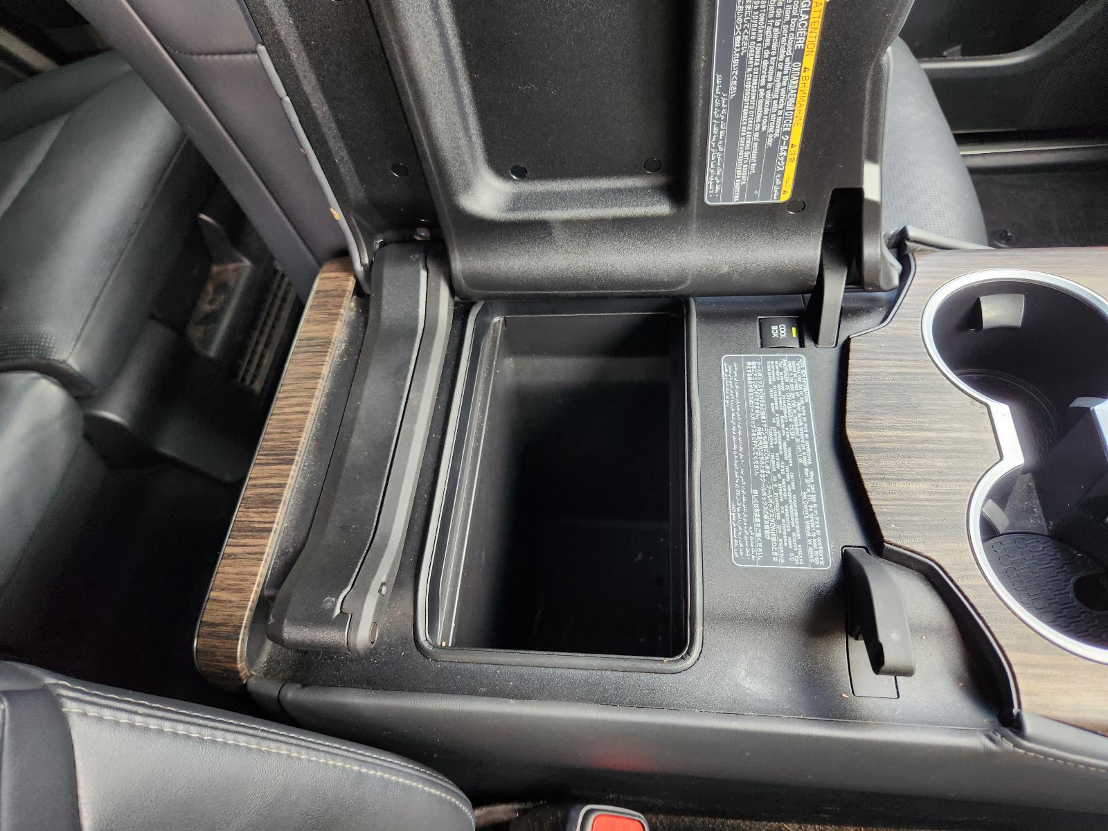 View Toyota Landcruiser 2023 4 Door Station Wagon