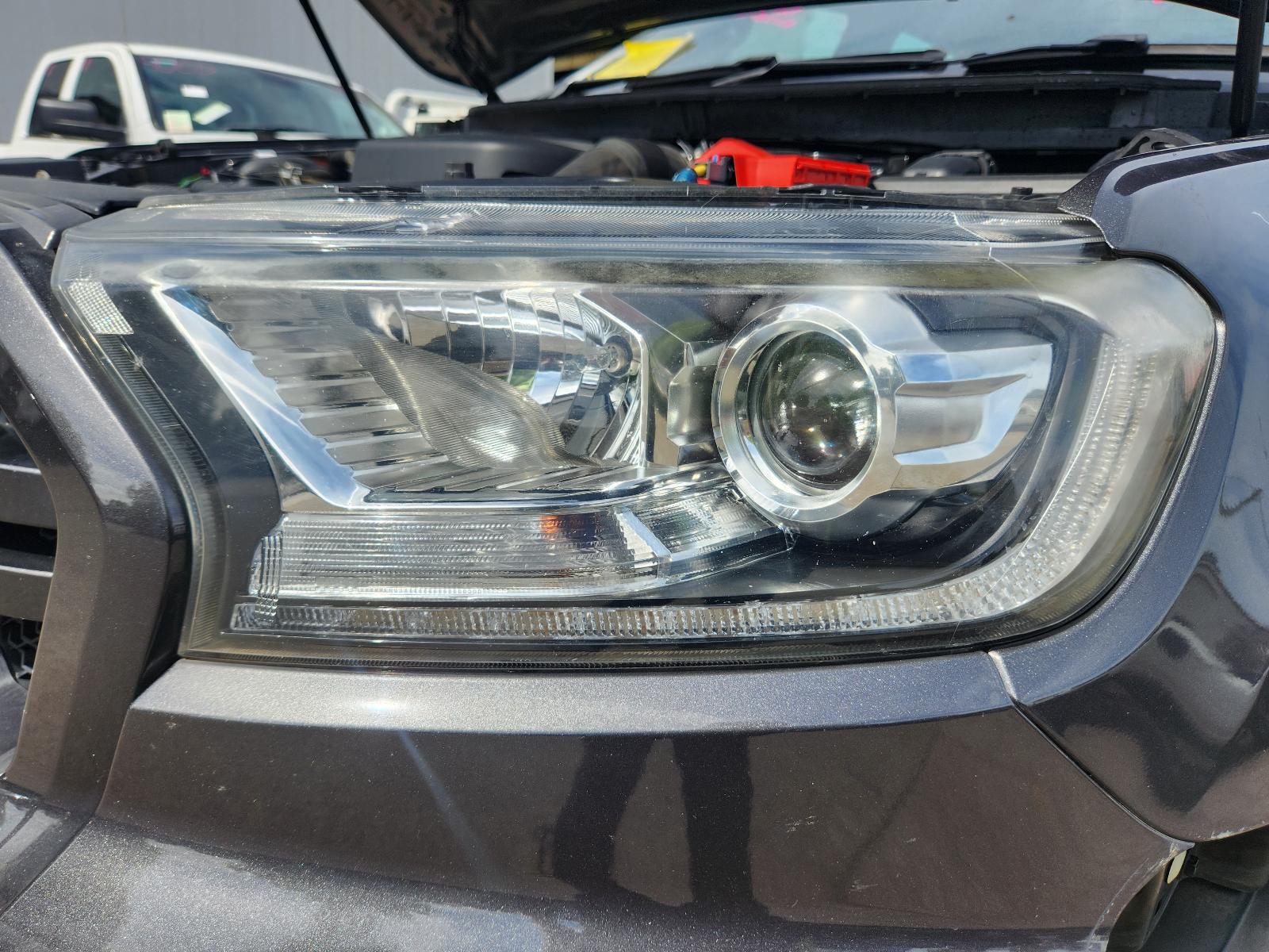 View Ford Ranger 2018  