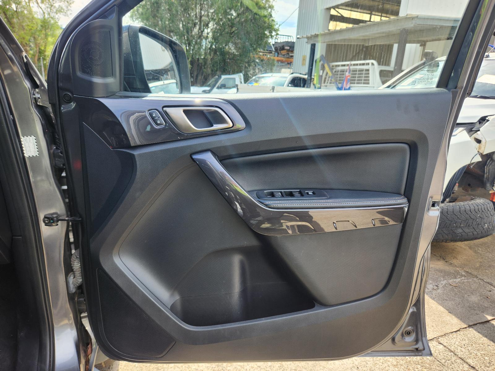 View Ford Ranger 2018  