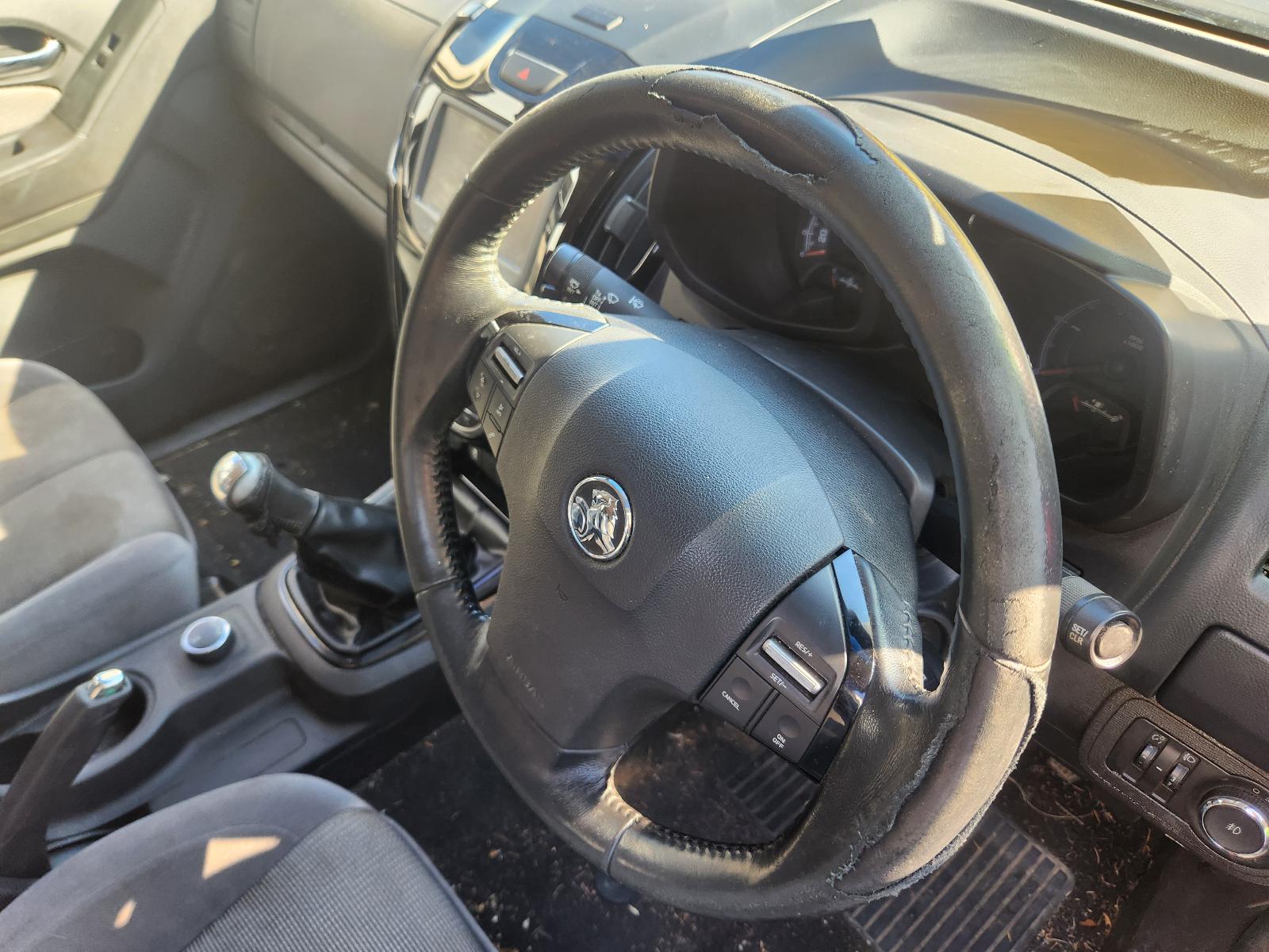 View Holden Colorado 2015  