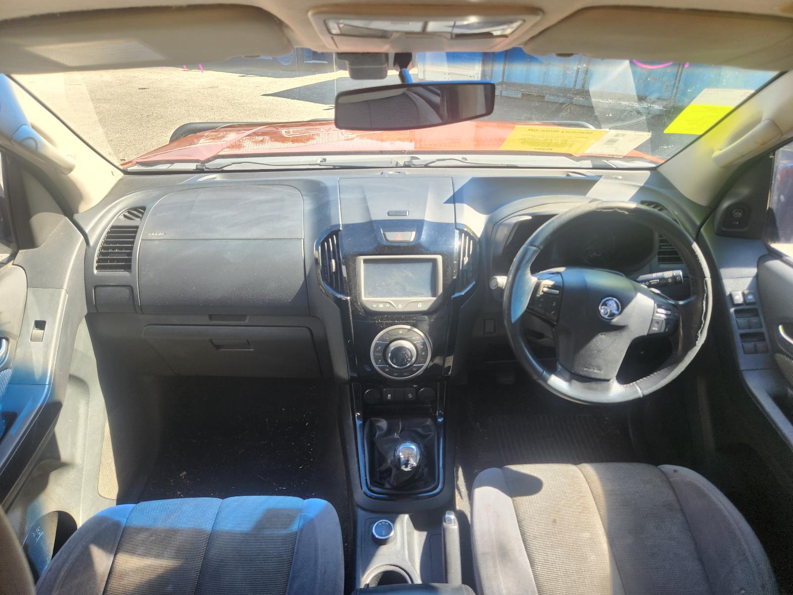 View Holden Colorado 2015  