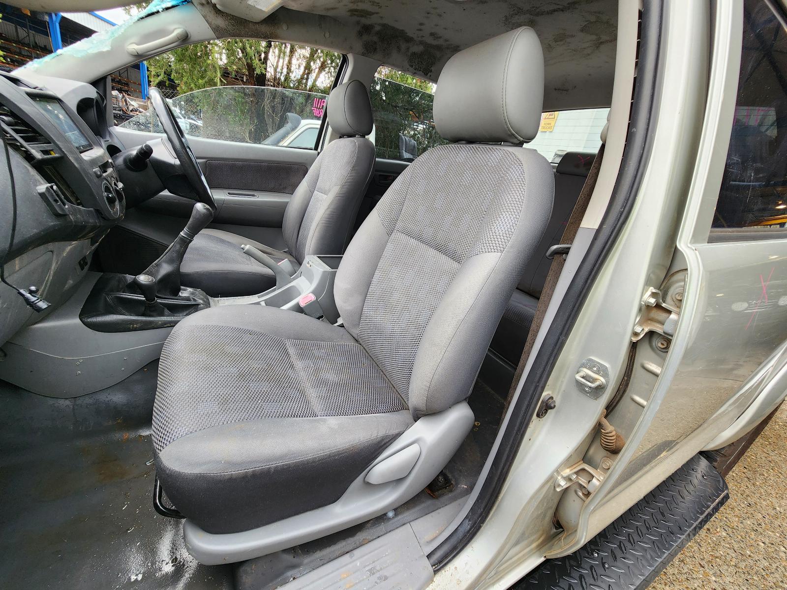 Toyota Hilux 2010 4 Door Utility View Toyota Hilux 2010 4 Door Utility