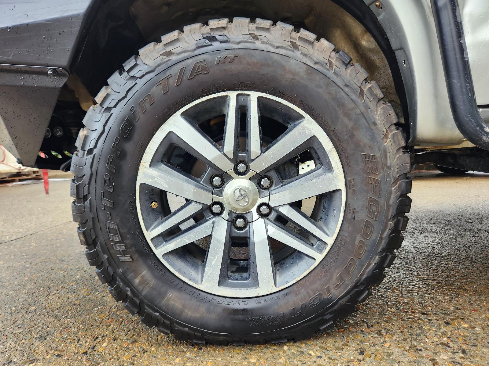Toyota Hilux 2010 4 Door Utility View Toyota Hilux 2010 4 Door Utility