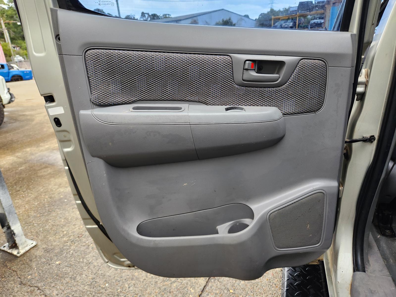 Toyota Hilux 2010 4 Door Utility View Toyota Hilux 2010 4 Door Utility