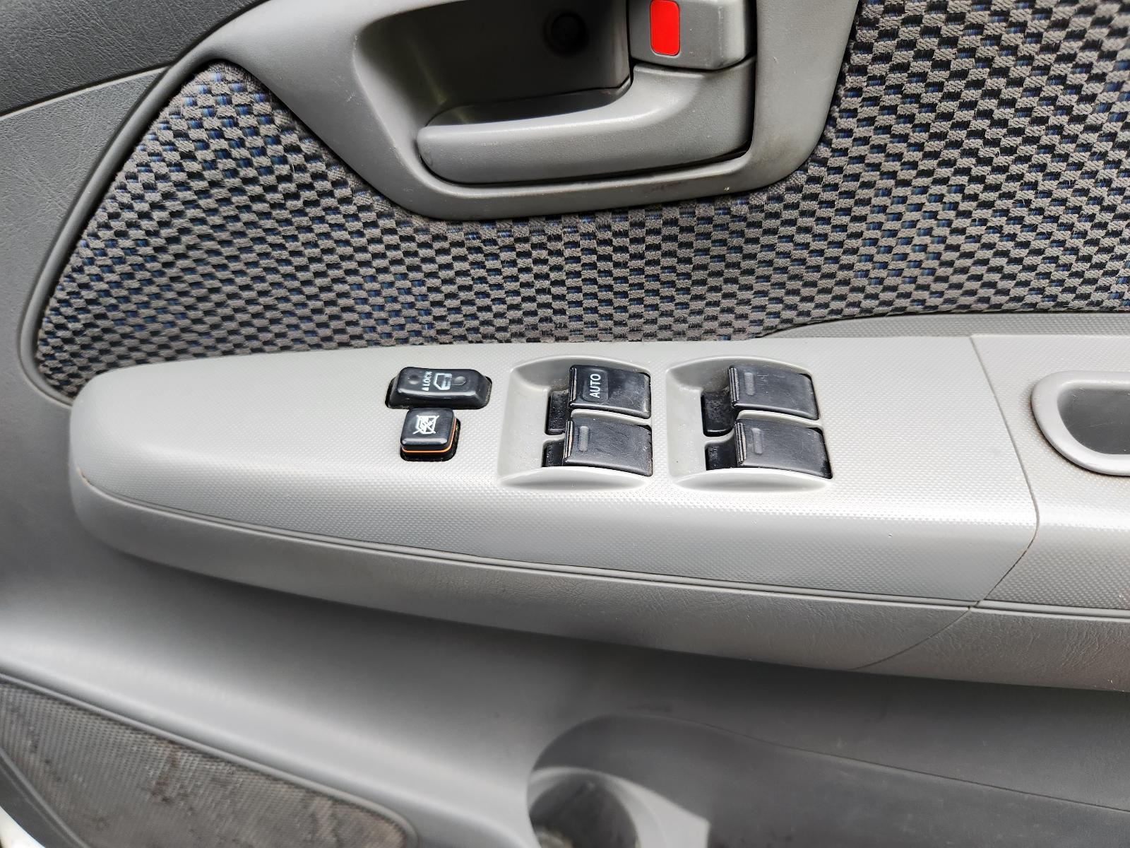 Toyota Hilux 2010 4 Door Utility View Toyota Hilux 2010 4 Door Utility