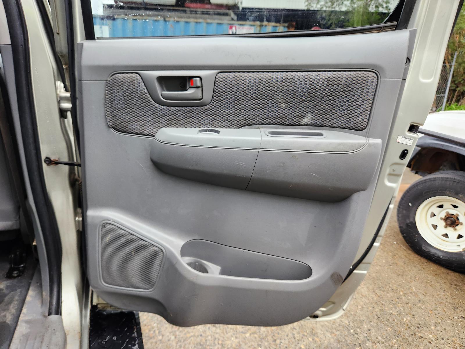 Toyota Hilux 2010 4 Door Utility View Toyota Hilux 2010 4 Door Utility
