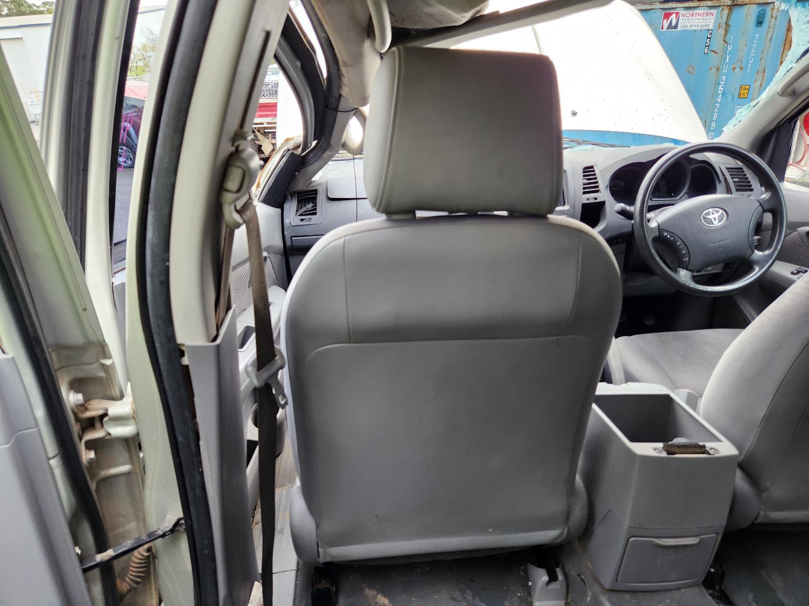 Toyota Hilux 2010 4 Door Utility View Toyota Hilux 2010 4 Door Utility
