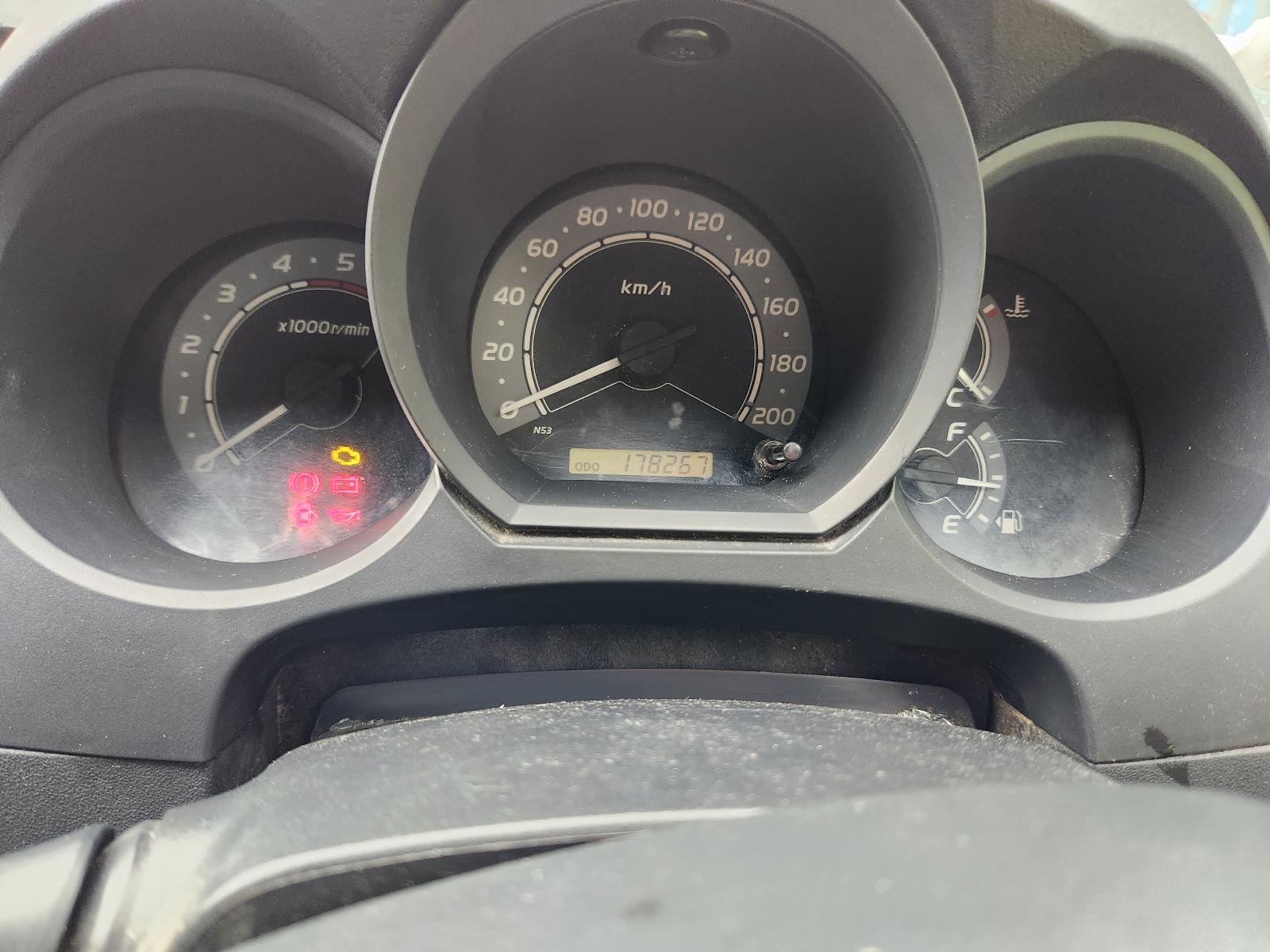 Toyota Hilux 2010 4 Door Utility View Toyota Hilux 2010 4 Door Utility
