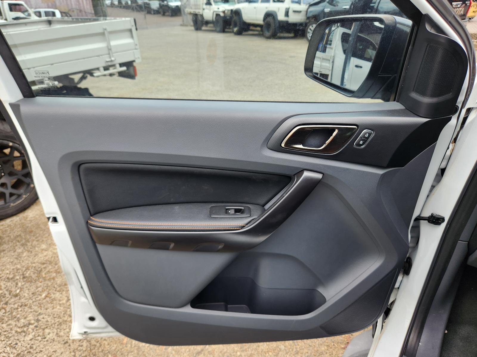 View Ford Ranger 2017  