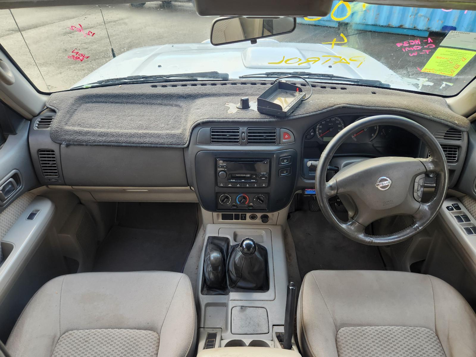 View Nissan Patrol 2002 4 Door Station Wagon