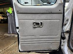 View Nissan Patrol 2002 4 Door Station Wagon