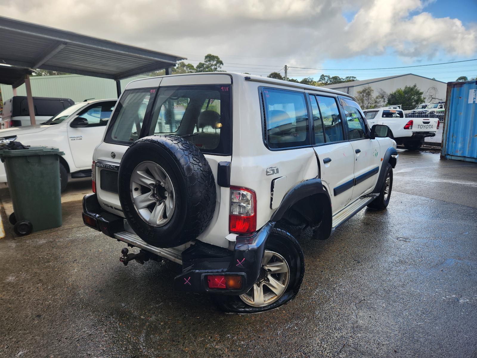 View Nissan Patrol 2002 4 Door Station Wagon