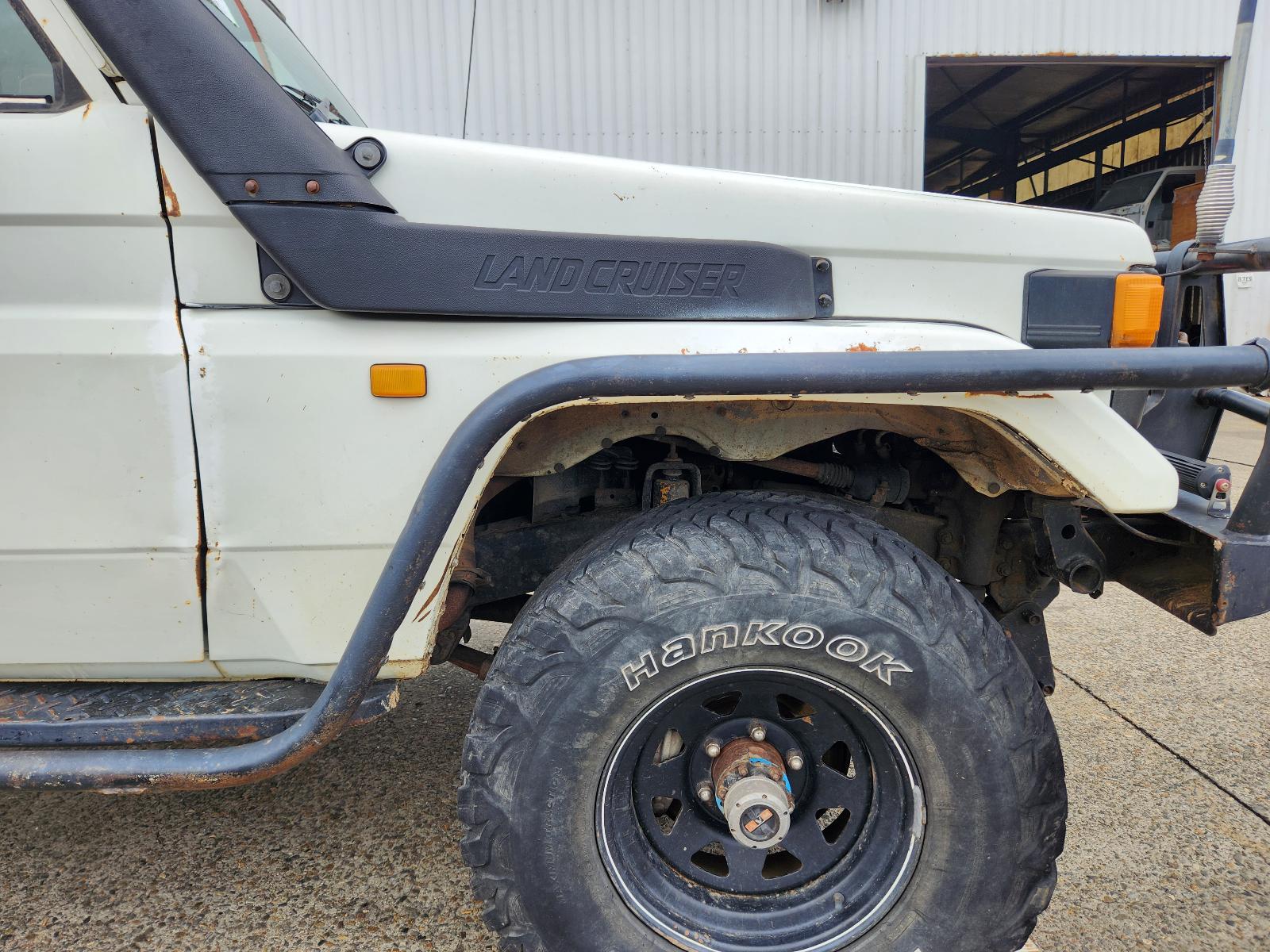 View Toyota Landcruiser 1997 2 Door Pickup