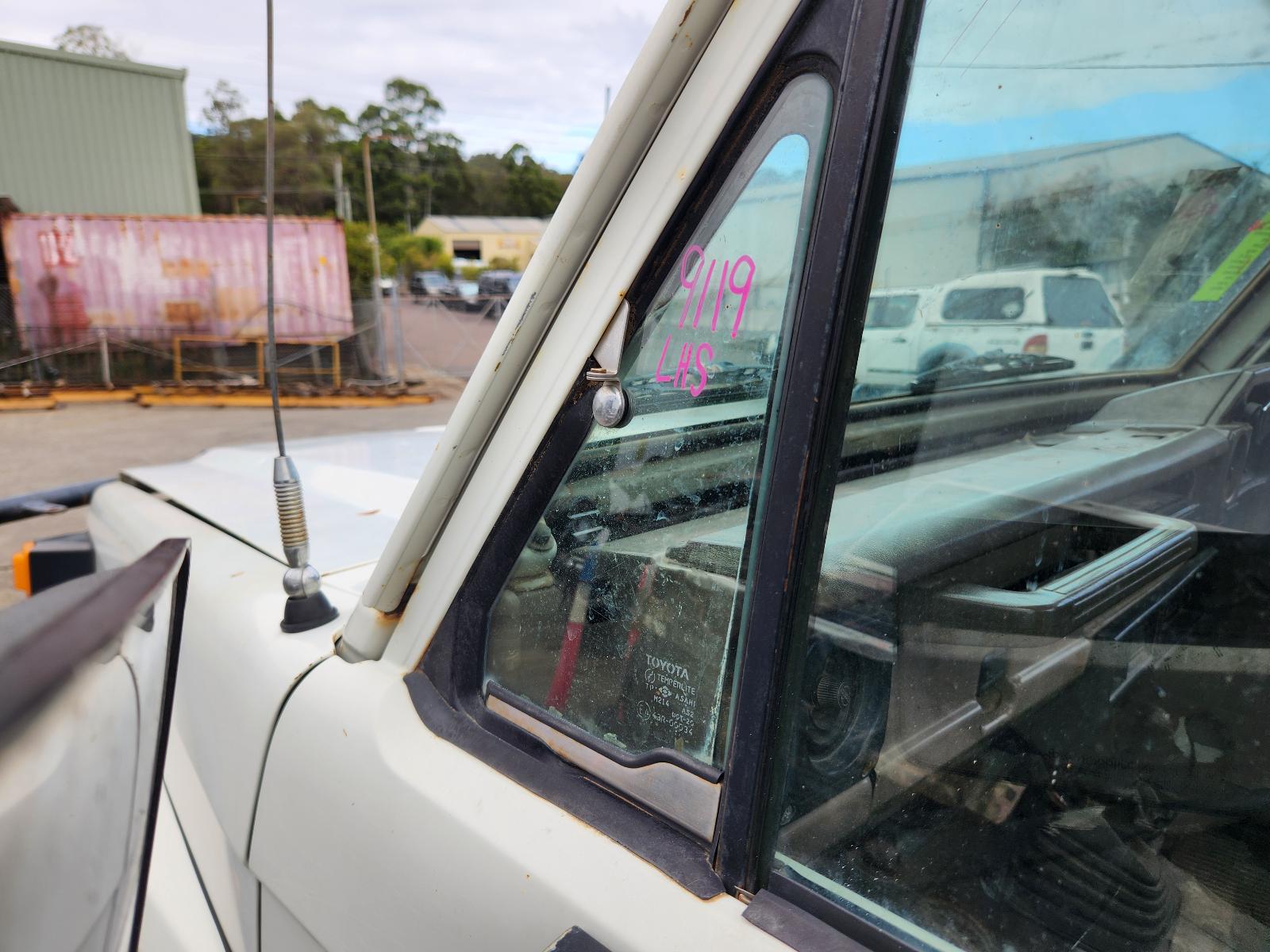 View Toyota Landcruiser 1997 2 Door Pickup