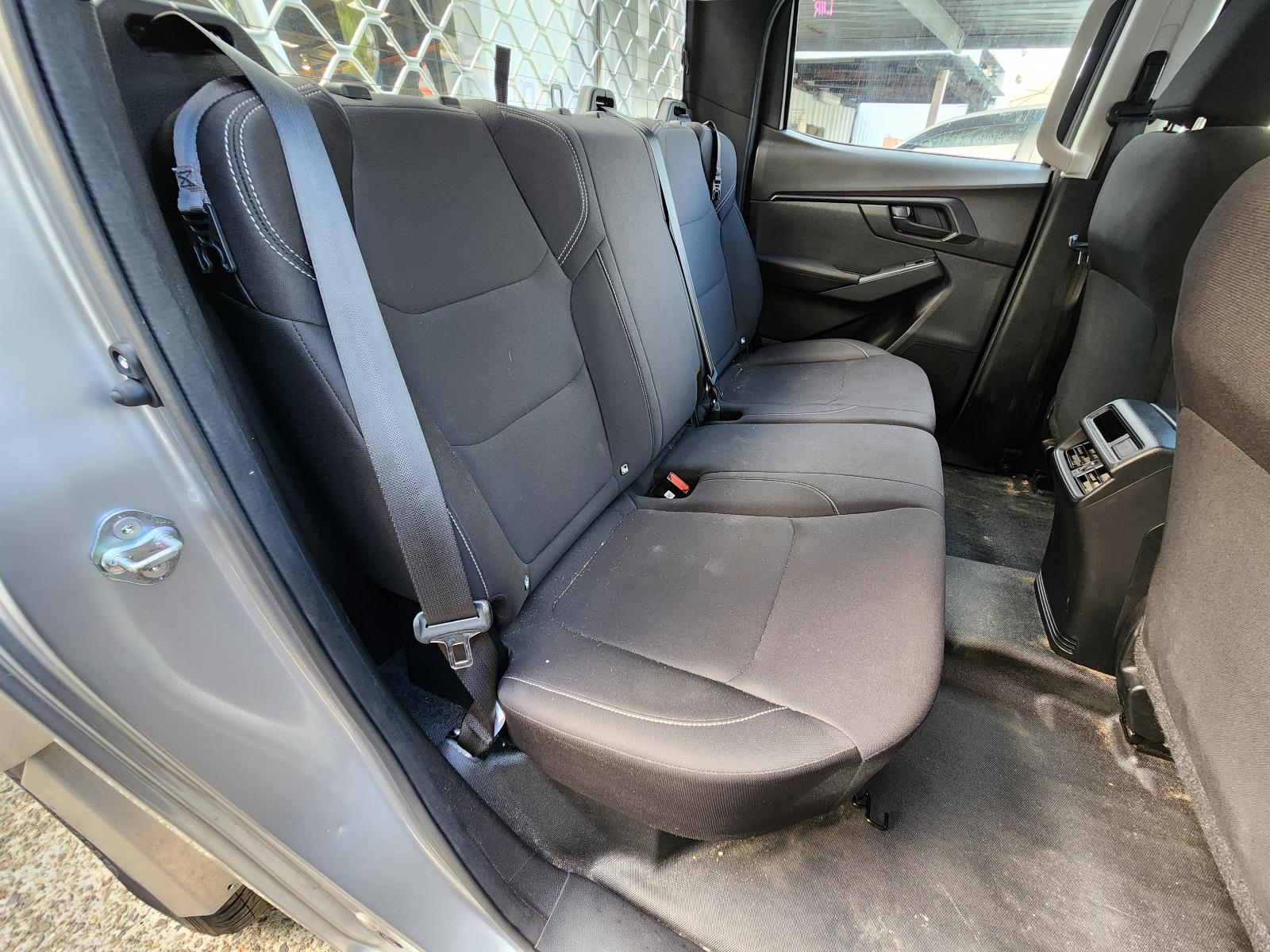 View Isuzu Dmax 2024 4 Door Pickup
