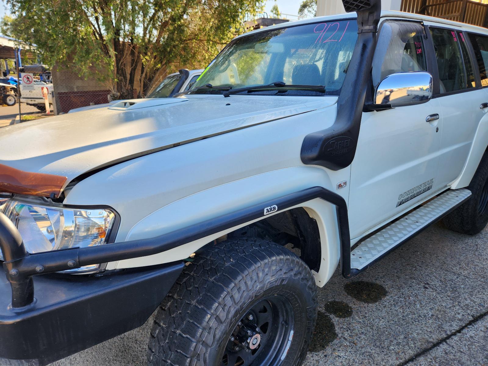 View Nissan Patrol 2015 4 Door Station Wagon