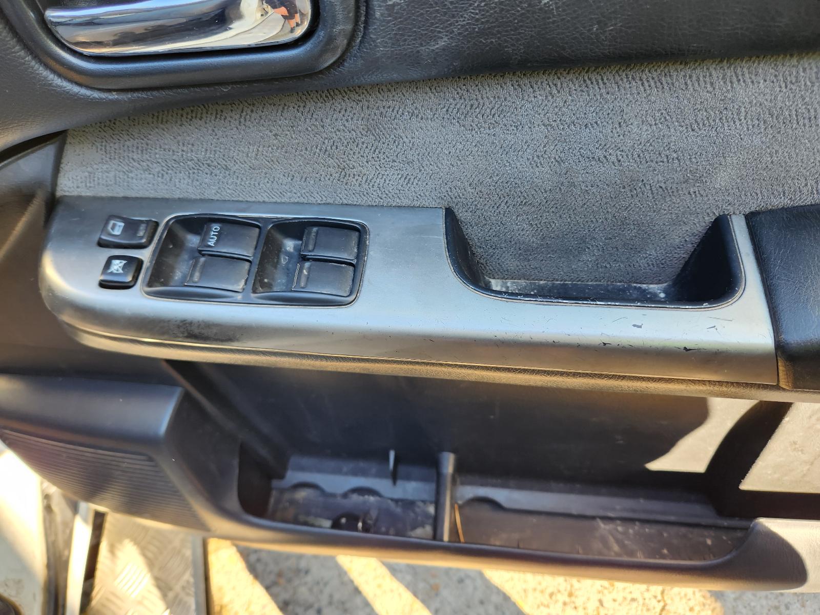 View Nissan Patrol 2015 4 Door Station Wagon