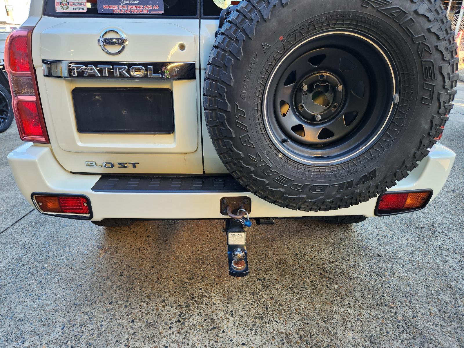 View Nissan Patrol 2015 4 Door Station Wagon