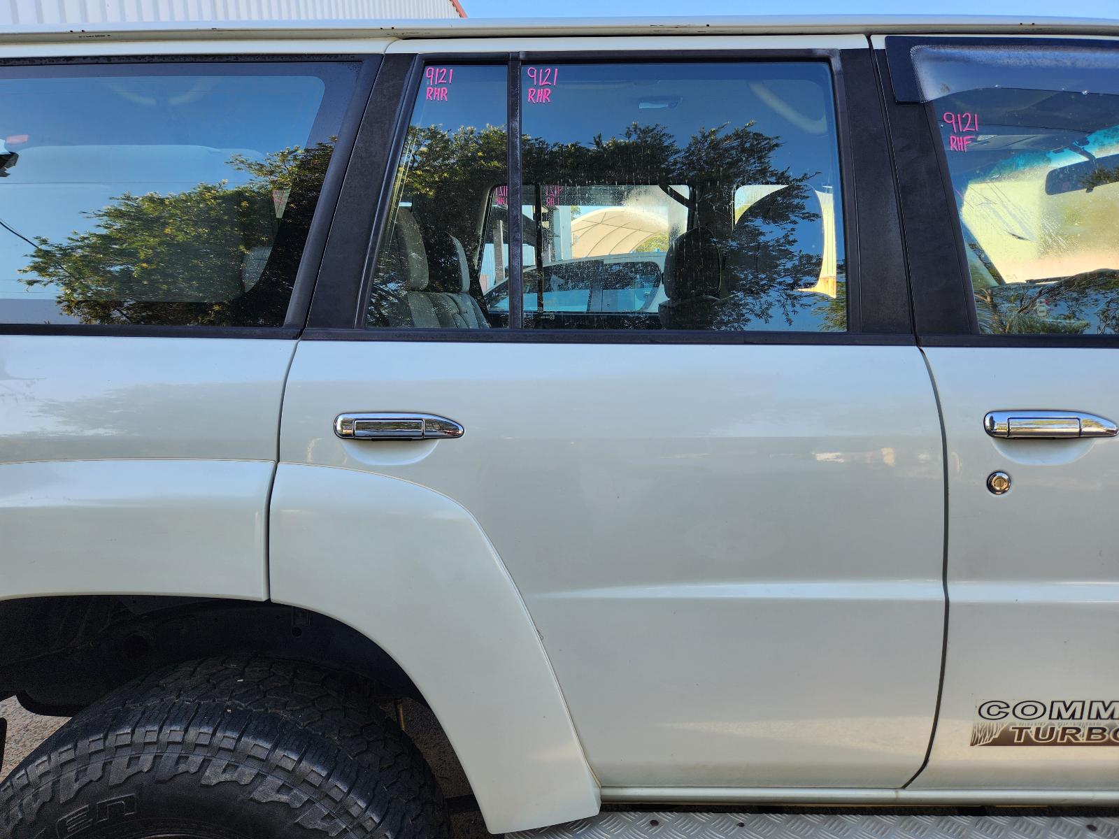 View Nissan Patrol 2015 4 Door Station Wagon