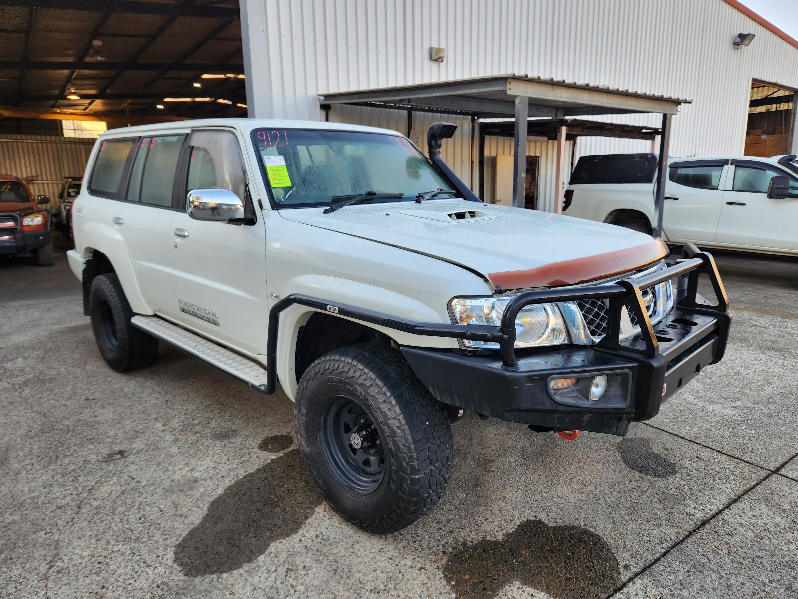 View Nissan Patrol 2015 4 Door Station Wagon