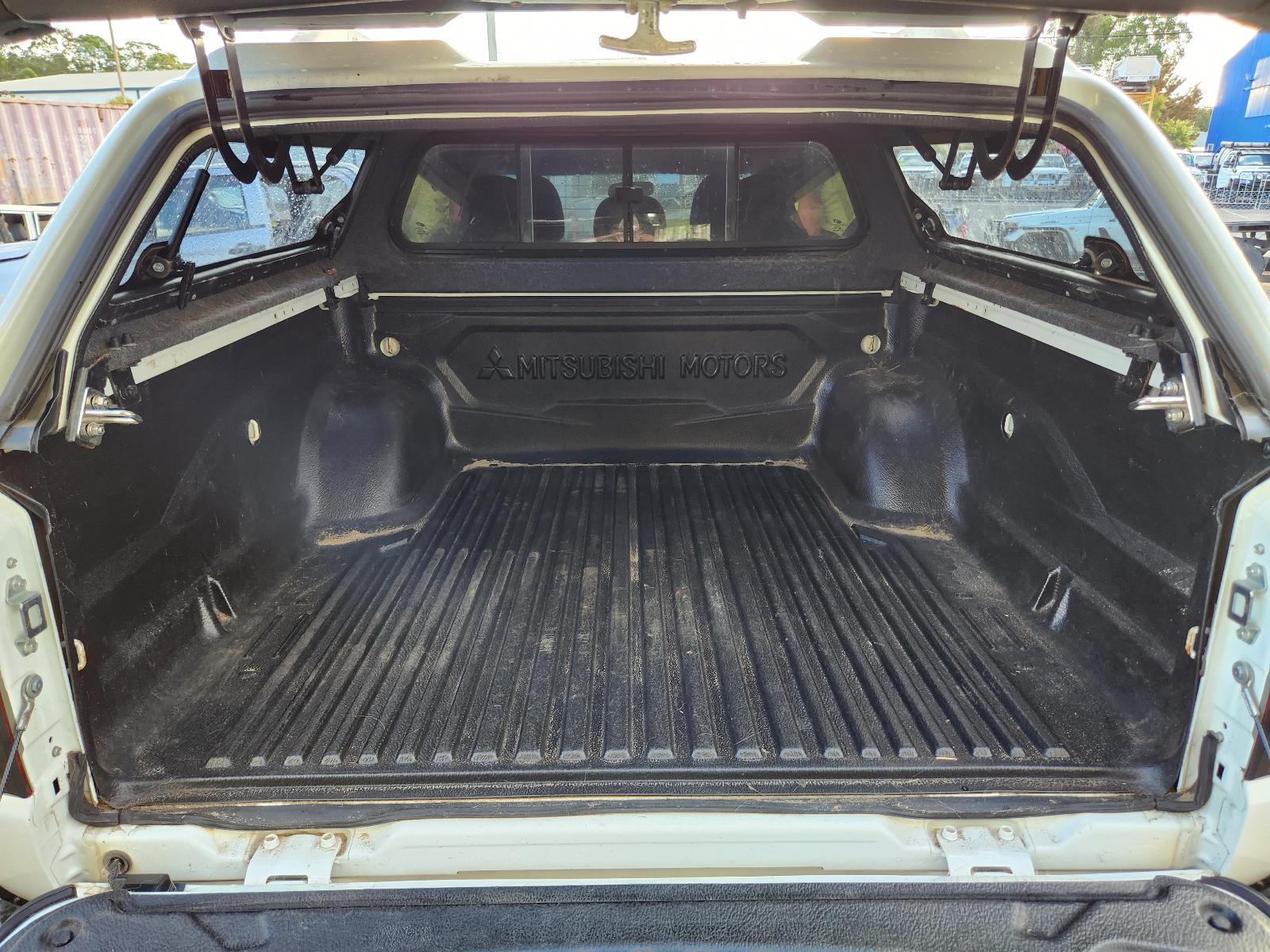 View Mitsubishi Triton 2018 4 Door Utility