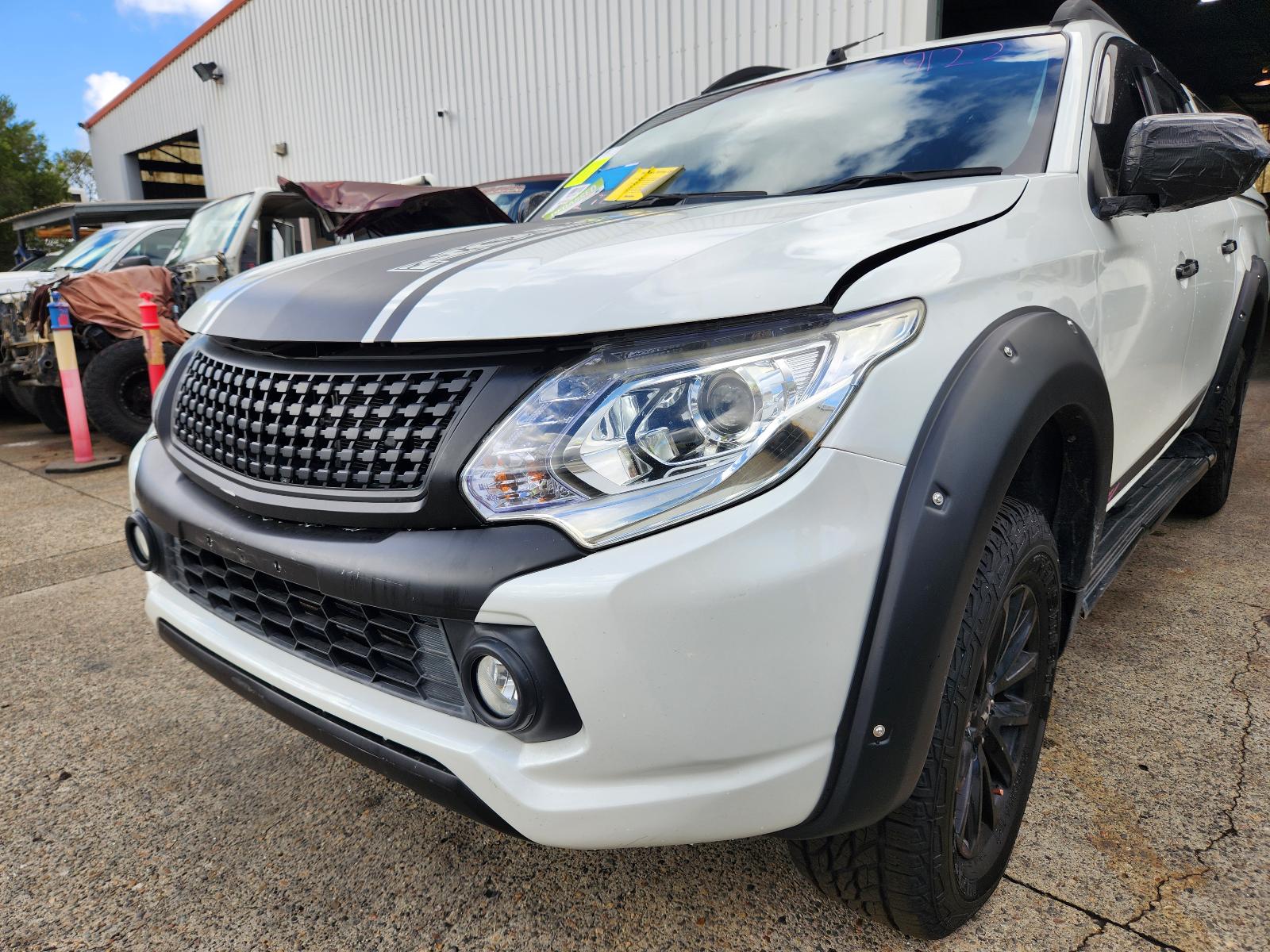 View Mitsubishi Triton 2018 4 Door Utility