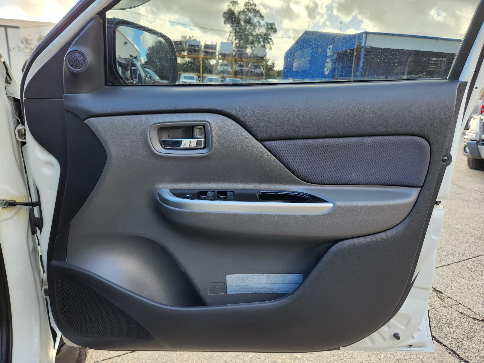 View Mitsubishi Triton 2018 4 Door Utility
